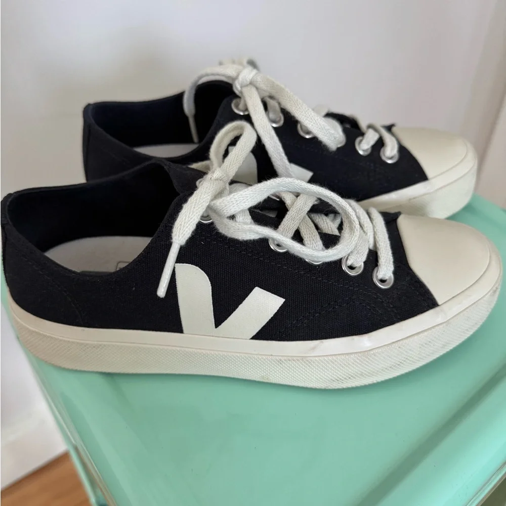 Veja Black and White Sneakers - Picture 1 of 5